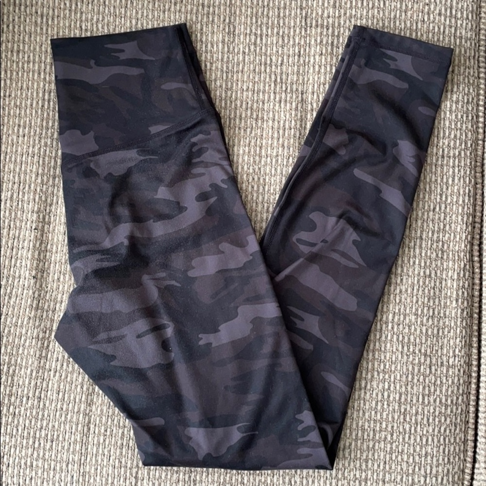 Black camo Effortless Classic Leggings